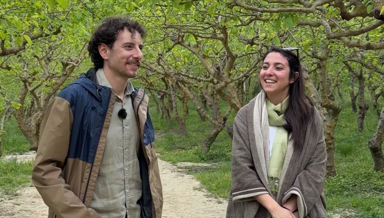 Miriam e Domenico, due dei tre fondatori di Nido di Seta a San Floro
